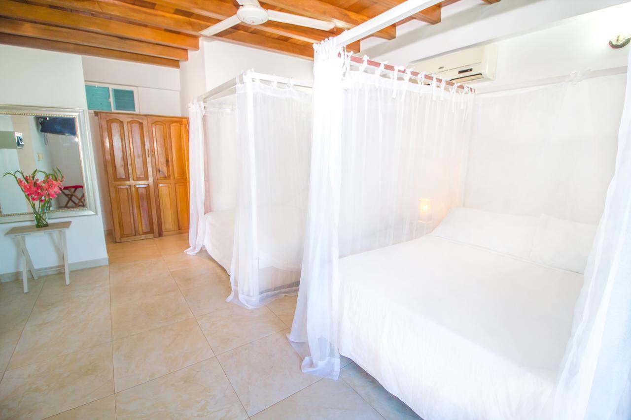 Hotel Aria Manzanillo Cartagène Extérieur photo